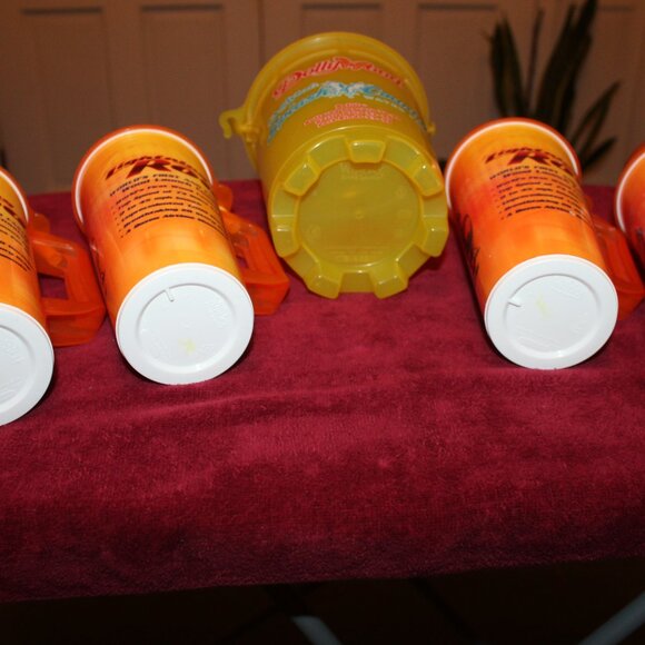 2016 DollyWood Souvenir Pack - 4 Cups and Popcorn Bucket - Lightning Rod - Picture 10 of 11